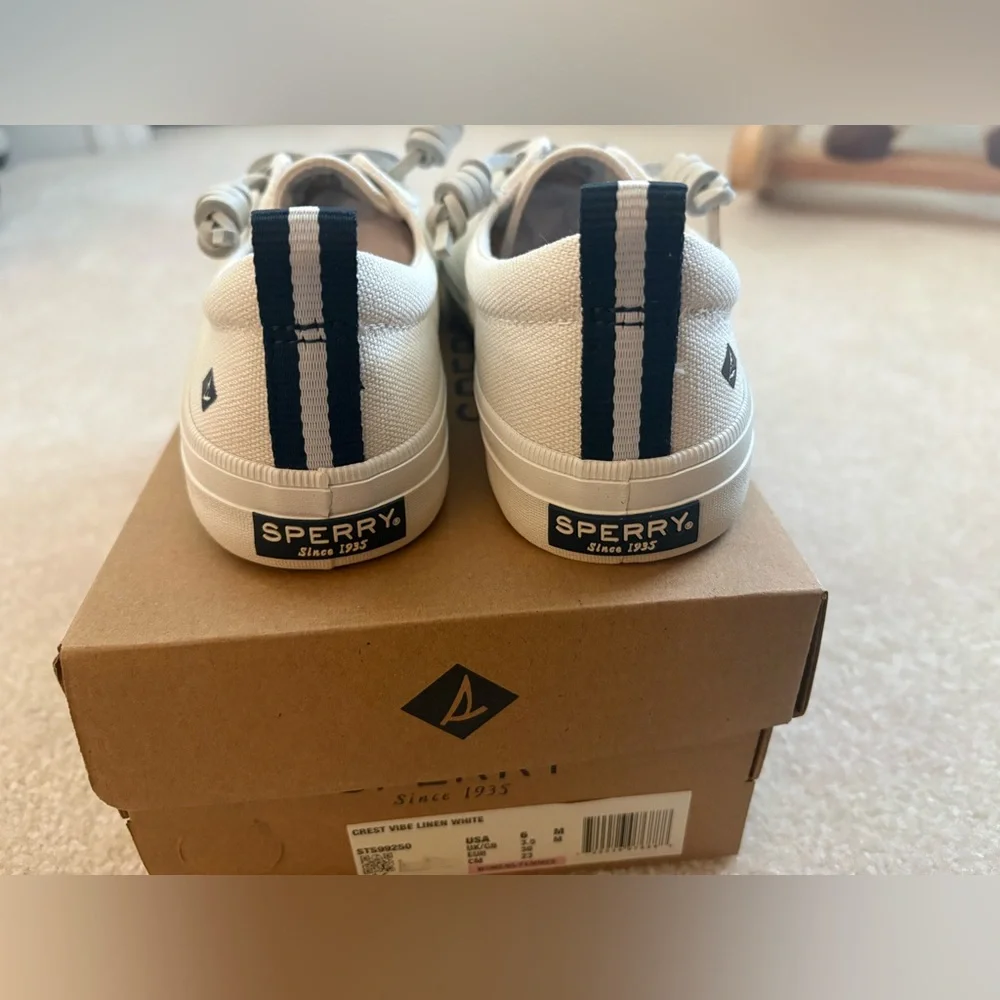 Sperry White Crest Vibe Sneaker - Picture 4 of 7